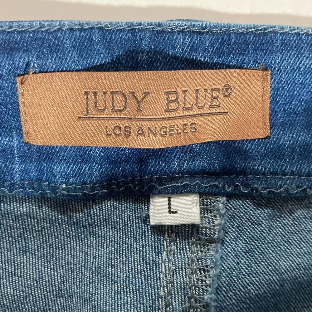 NWT Judy Blue Mid-Rise Blue Jeans  Zipper/Button Size Large 11/13